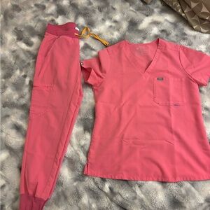 FIGS V-Neck Scrub Top in Coral Pink